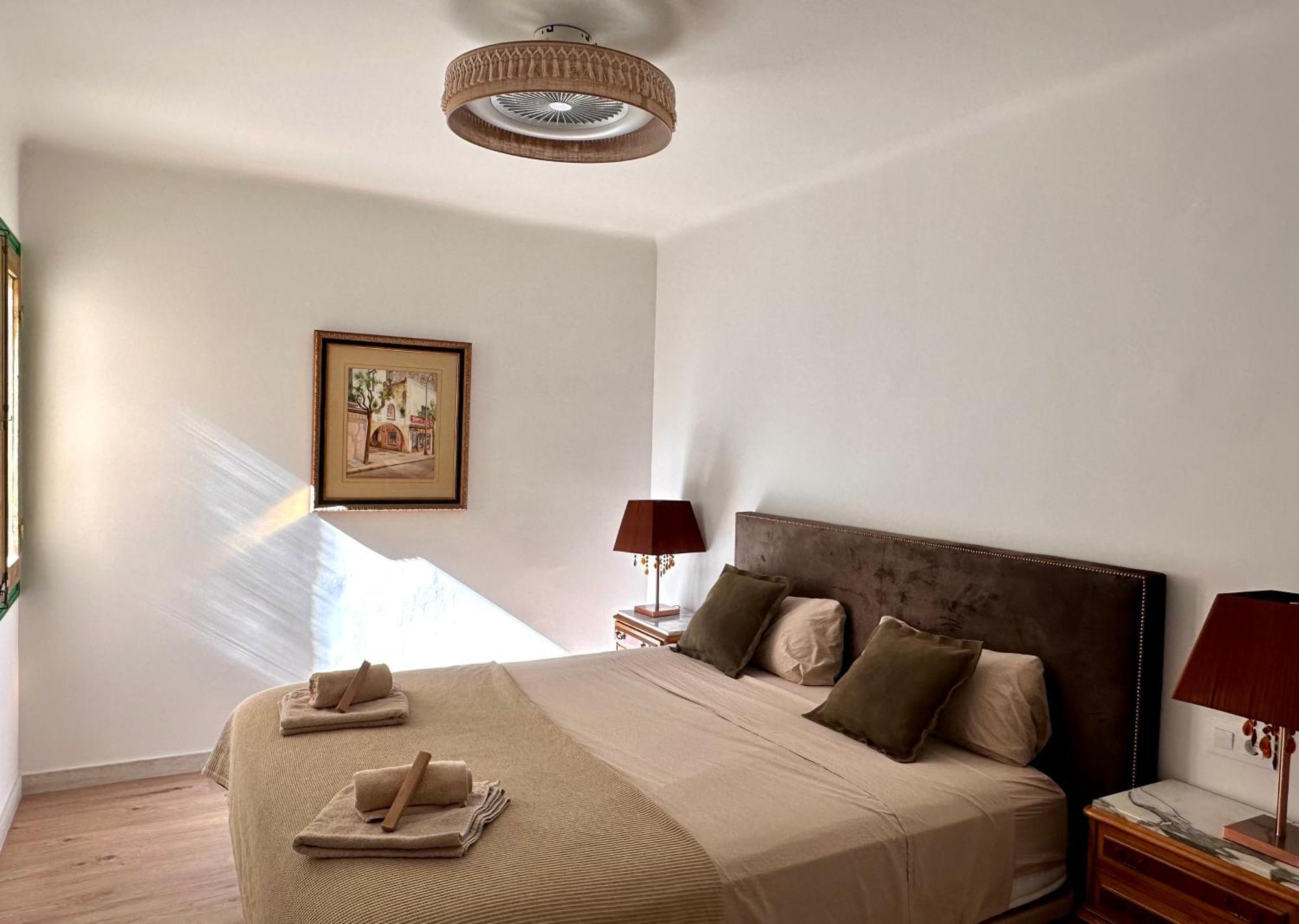 Cozycatalonia - Exclusive Attic In Central บลาเนส ภายนอก รูปภาพ