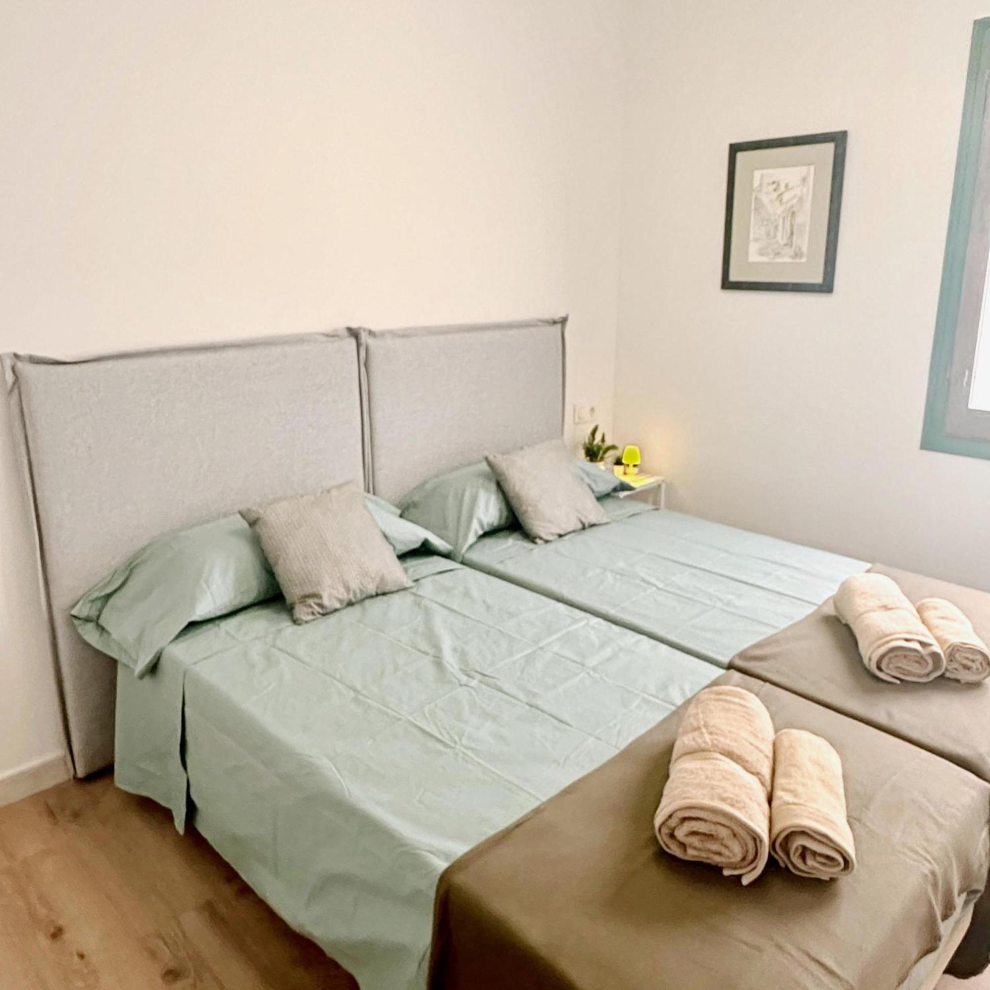 Cozycatalonia - Exclusive Attic In Central บลาเนส ภายนอก รูปภาพ